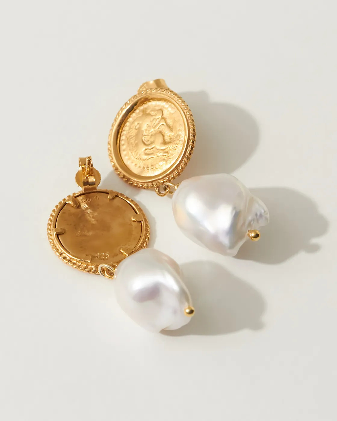 Hercules Lost Sea Gold-Plated Pearl Pin Earrings