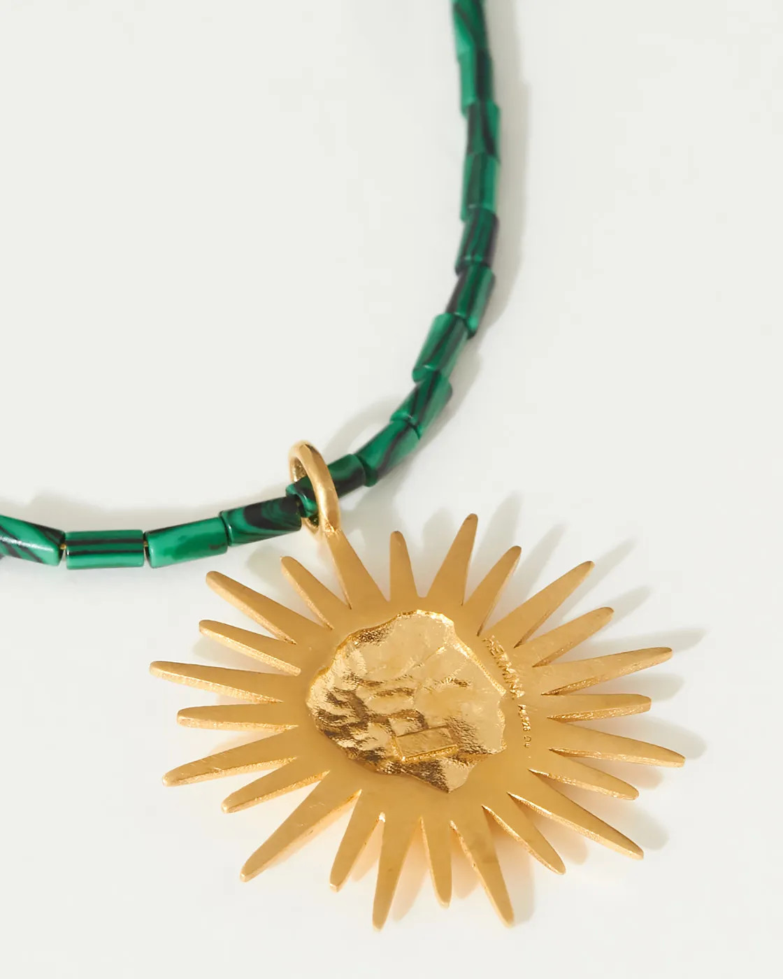 Sun Tarot Edelstein-Halskette mit vergoldetem Anhänger
