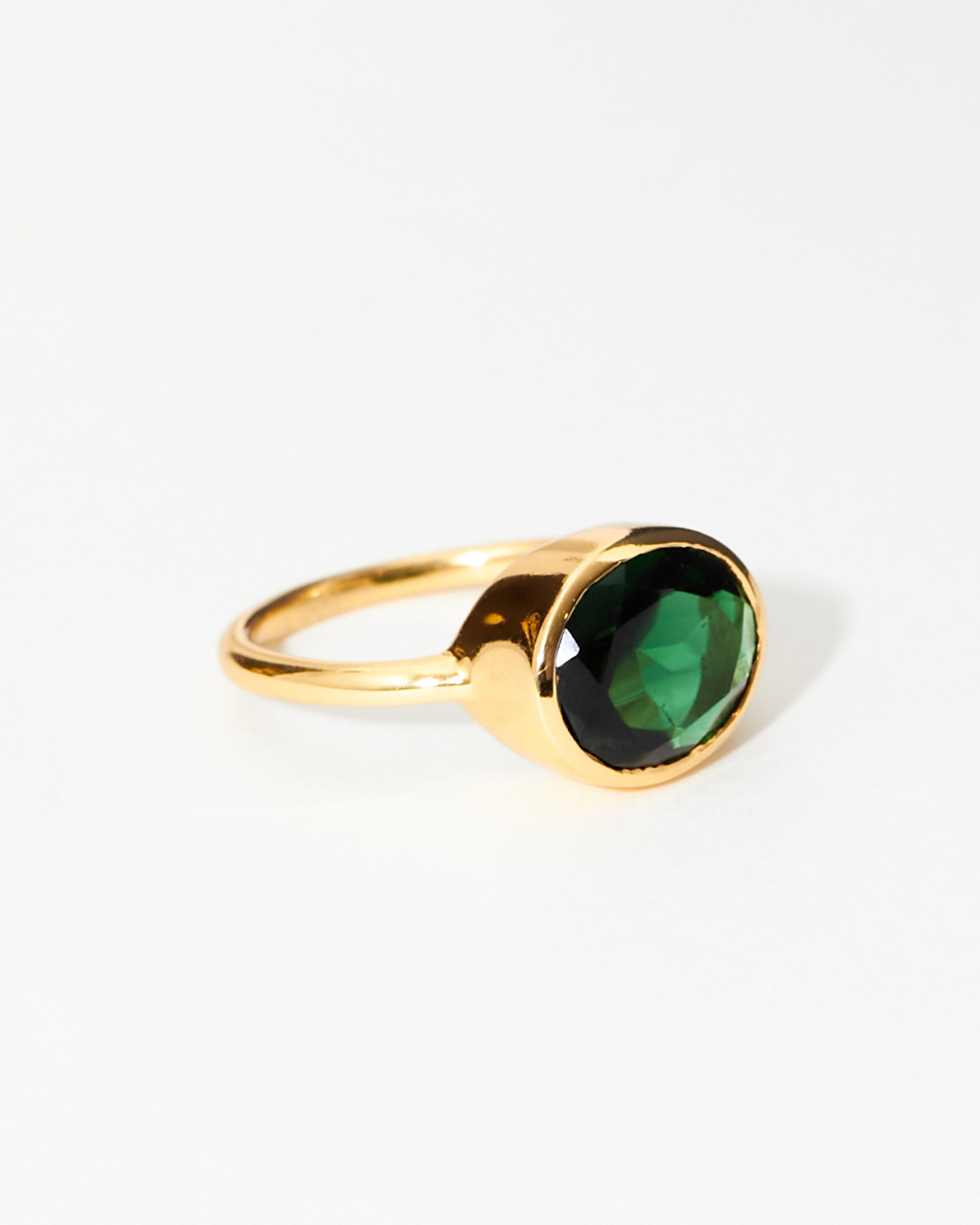 Ovaler klobiger Ring Smaragdgrün