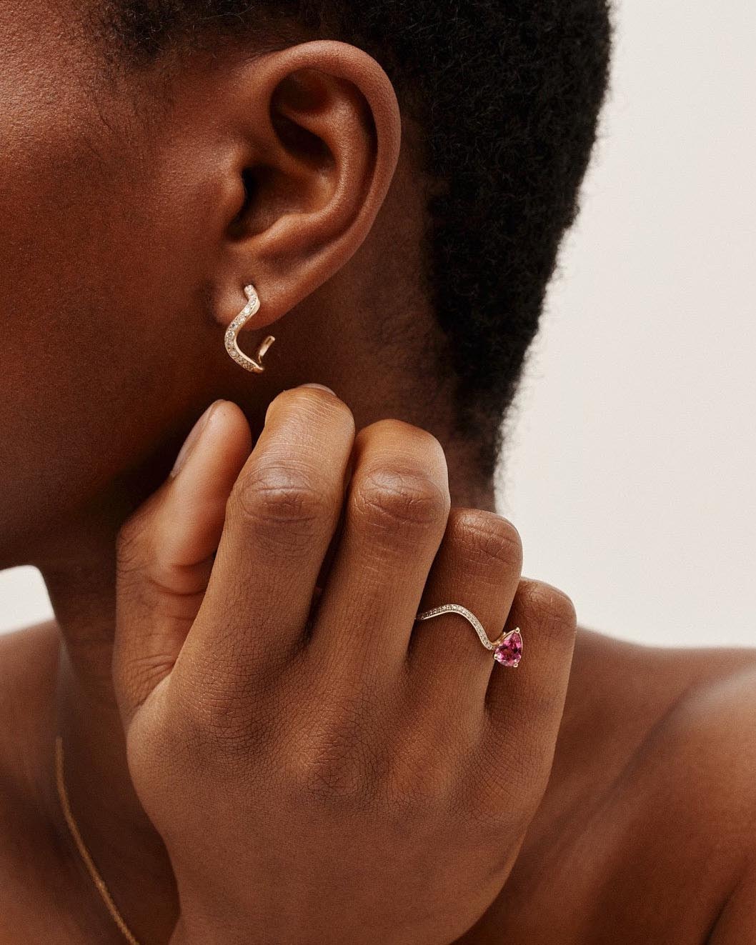 Doppeltes Petitetoile Gelbgold Ring mit rosa Turmalin und Diamant